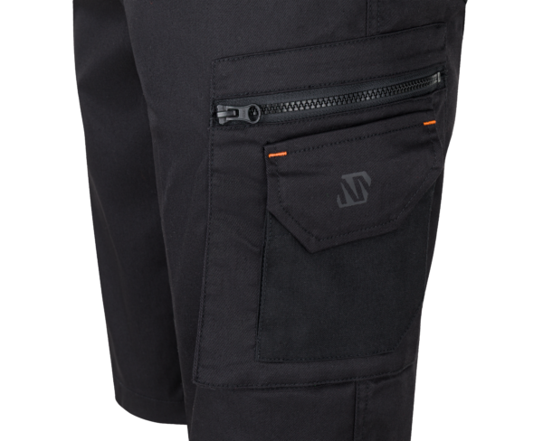 591429_1107120060_HENRIX_shorts_black_05.png